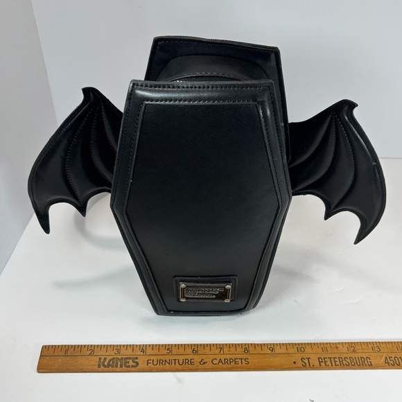 Emo Coffin X Vampire Bat Crossbody Backpack Black Gothic Halloween Bag NWOT - Picture 9 of 9